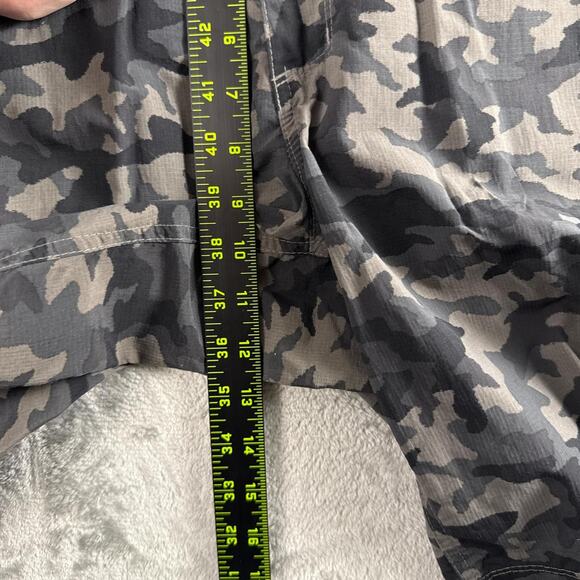 Columbia Camo Camoflauge Cargo Shorts Fishing Outdoors Hiking Casual Size 34. - Picture 4 of 8